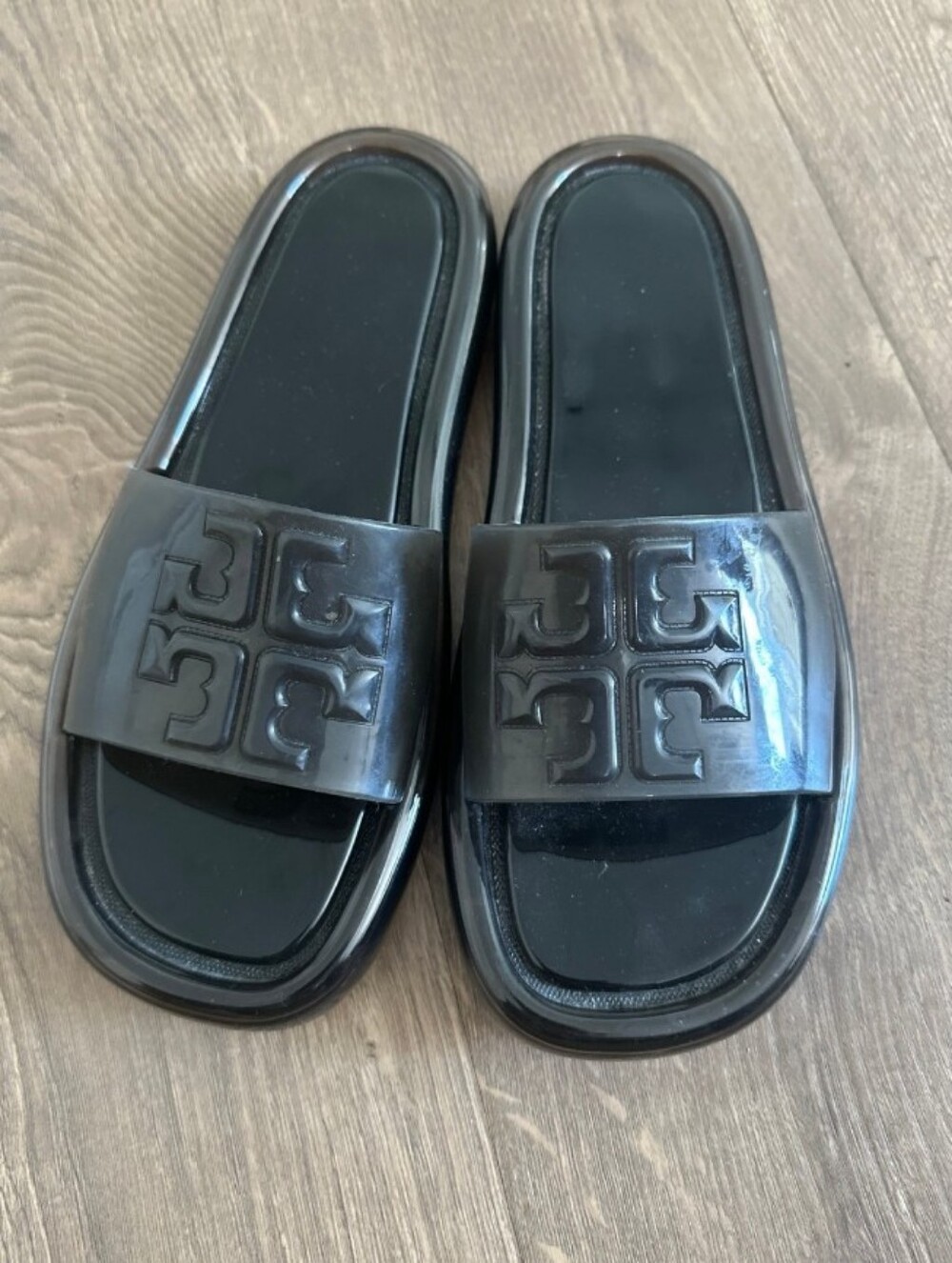 Tory Burch Black Gloss Logo Slide Sandals